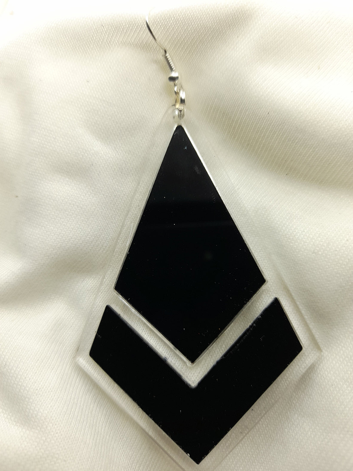 "COMPOSITI" earrings in black and transparent plexiglass_MOD1