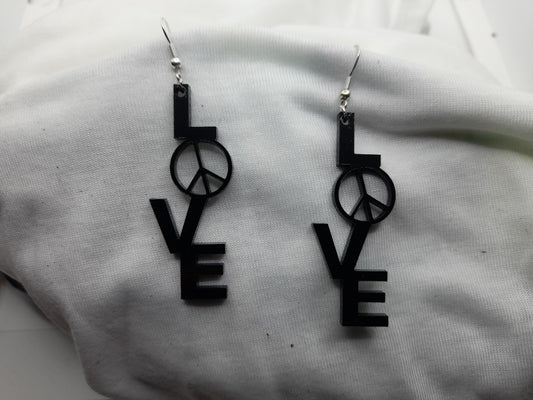 "PEACE AND LOVE" earrings in black plexiglass